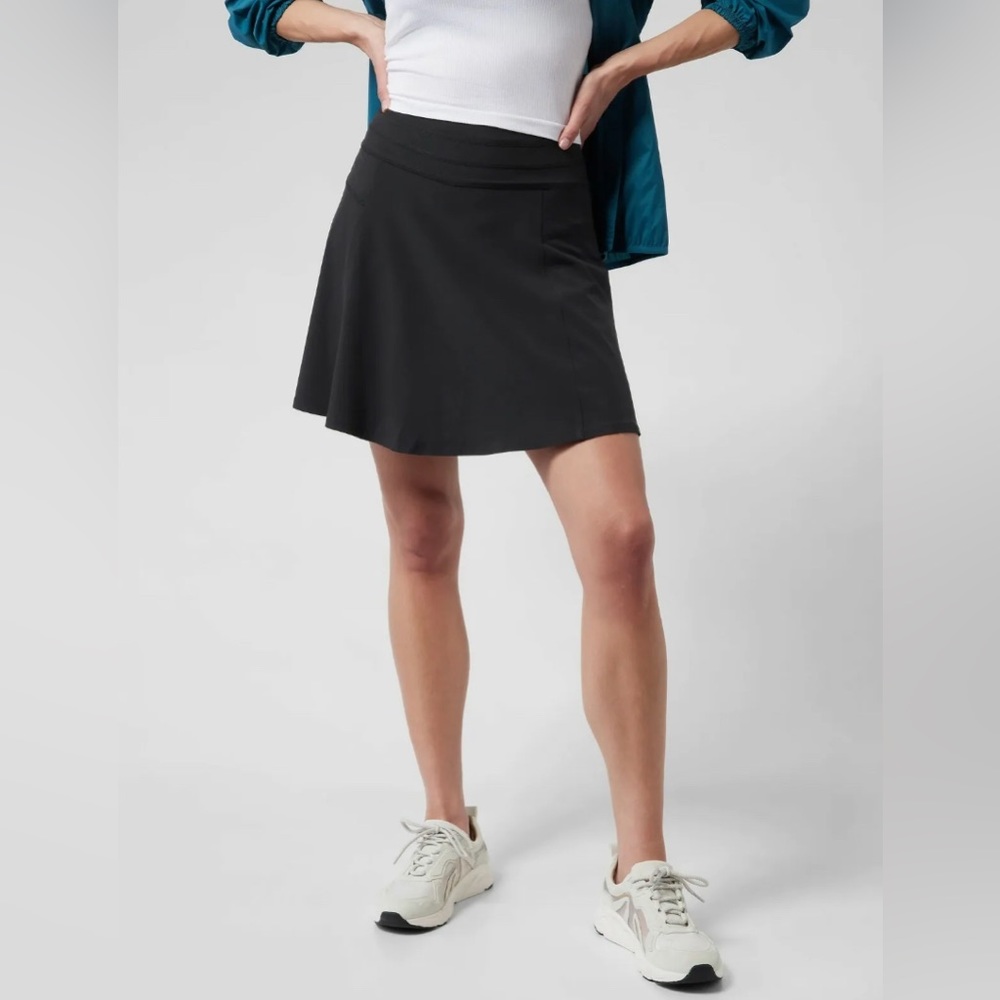 NWT Athleta All Day Skort Skirt Black Featherweight Stretch Breathable zipper